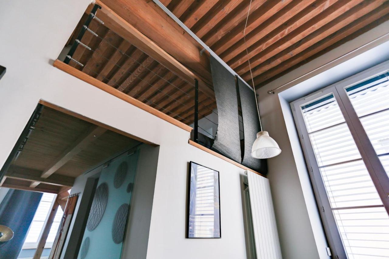 شقة Guestready - Charmant Loft Croix-Paquet Pour 2 ليون المظهر الخارجي الصورة